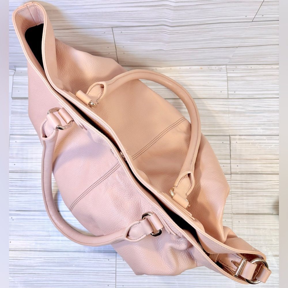 040-Cole Haan Peach Pebbled Leather Shoulder bag - Picture 7 of 12